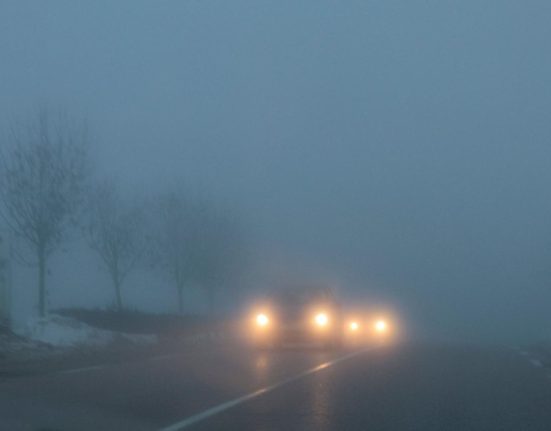 Codul Rutier 2025 Amenda pentru luminile de ceata pe vreme buna