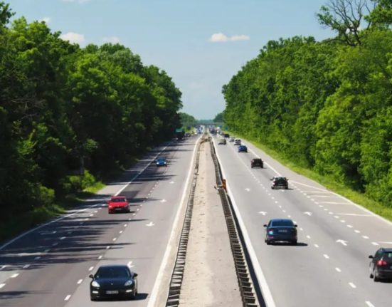 Codul Rutier 2025 Soferii incepatori pot merge pe autostrada