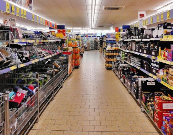 Romania tara scumpirilor in 2025 Previziuni sumbre