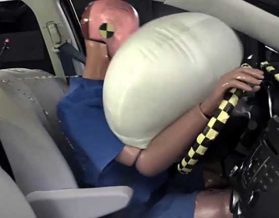 A aparut un airbag pentru protectia picioarelor