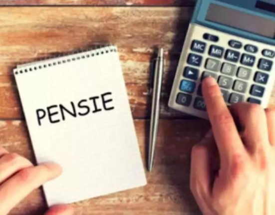 Calcule la Ministerul Muncii Pensionarii asteapta majorarile statul cauta bani
