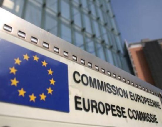 Comisia Europeana critica neaplicarea reducerilor TVA la alimente si medicamente
