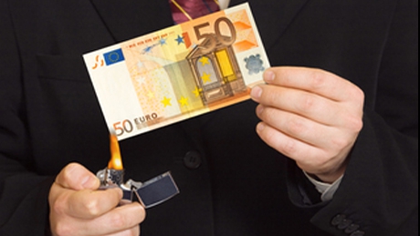 Consiliul Fiscal avertizeaza asupra socului bugetar din cauza cheltuielilor de aparare 3 4 din PIB va afecta Romania