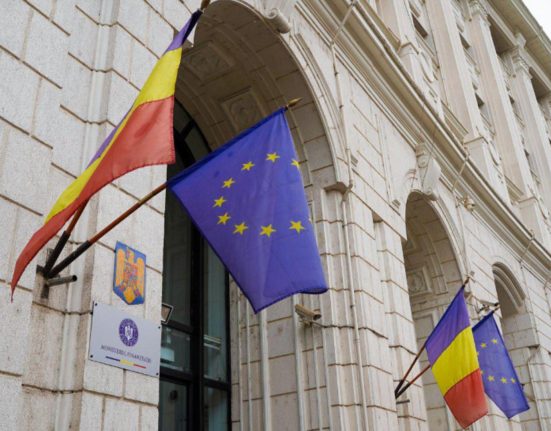 Economia romaneasca in deriva Raspunsul ministrului Finantelor privind riscul junk