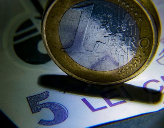 Explozia cursului valutar Prognoza euro de la Adrian Vasilescu