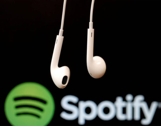 Spotify anunta primul profit anual din istoria sa