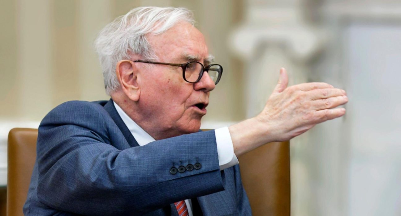 Warren Buffet critica tarifele lui Trump Un act de razboi