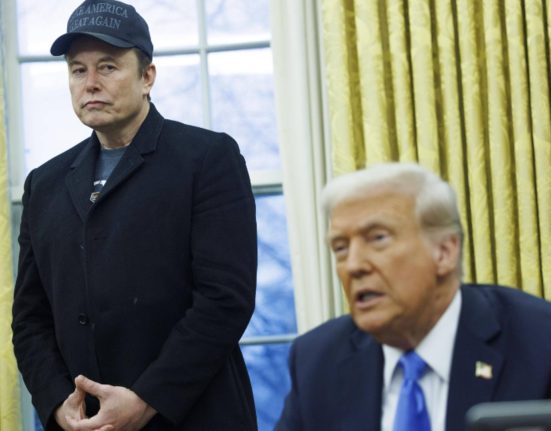 Elon Musk nu mai sustine protectionismul lui Trump