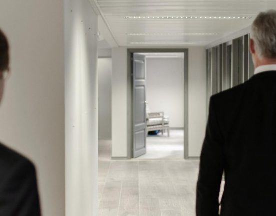 Salariile cresc generatia Z reinvie o meserie ignorata de boomerii pensionari