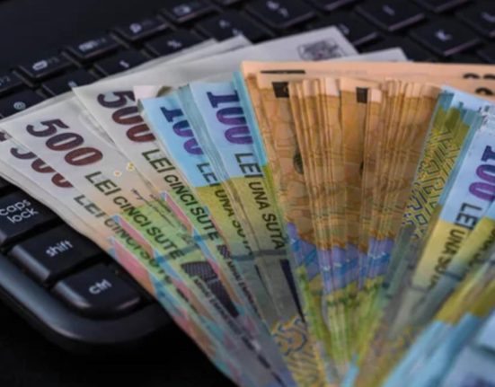 Sefii companiilor de stat traiesc in lux